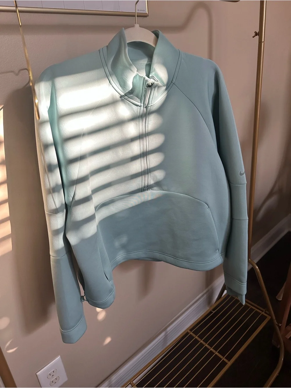 Nike women seafoam Green Sweatpants
